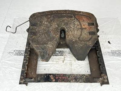 Fontaine AIR SLIDE Fifth Wheel for a 2018 Freightliner Cascadia 125