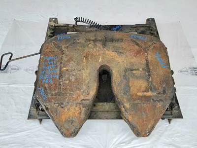 Fontaine AIR SLIDE Fifth Wheel for a 2013 Freightliner Cascadia 125