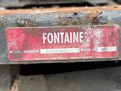 Fontaine AIR SLIDE Fifth Wheel for a 2013 Freightliner Cascadia 125