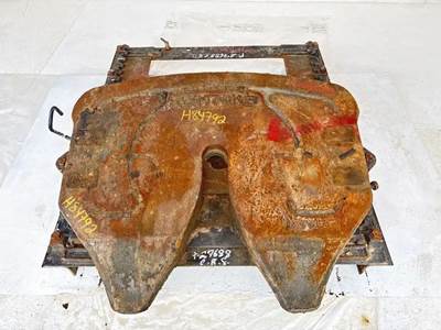 Fontaine AIR SLIDE Fifth Wheel for a 2013 Freightliner Cascadia 125