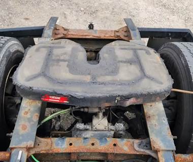 Fontaine Fifth Wheel for a 2016 Freightliner Cascadia 125