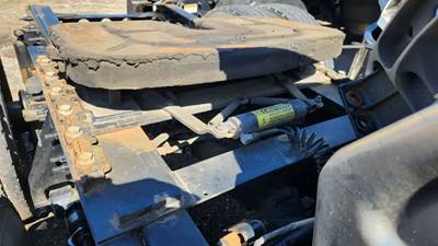 Fontaine Fifth Wheel for a 2021 International LT625