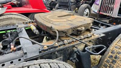 Fontaine SL7LWB675012 Fifth Wheel for a 2024 International LT62F