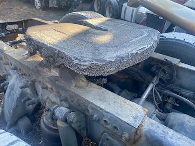 Fontaine STATIONARY Fifth Wheel for a 2012 Freightliner Cascadia 113