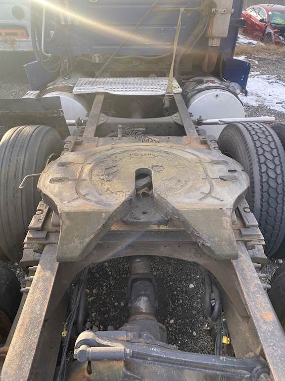 Holland AIR SLIDE Fifth Wheel for a 2003 Volvo VNL For Sale Elkton