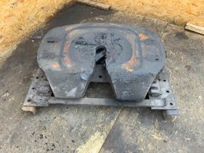 Holland AIR SLIDE Fifth Wheel for a 2012 Freightliner Cascadia 125