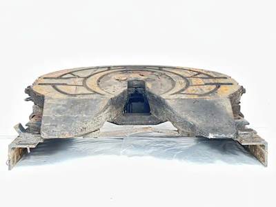 Holland AIR SLIDE Fifth Wheel for a 2018 Freightliner Cascadia 125