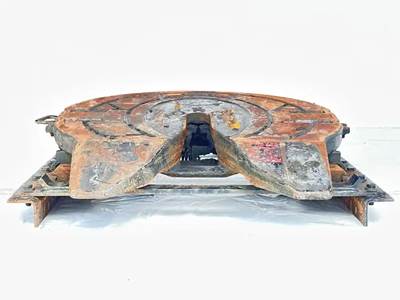 Holland AIR SLIDE Fifth Wheel for a 2016 Freightliner Cascadia 125