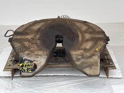 Holland AIR SLIDE Fifth Wheel for a 2020 Kenworth T880