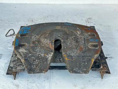 Holland STATIONARY Fifth Wheel for a 2012 Freightliner Cascadia 125