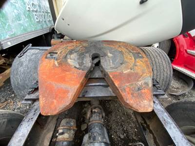 Jost AIR SLIDE Fifth Wheel for a 2016 Freightliner Cascadia 125