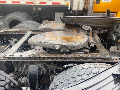 Jost Fifth Wheel for a 2016 Freightliner Cascadia 125