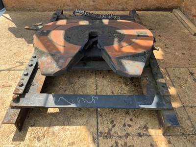 Jost Fifth Wheel for a 2009 Kenworth T2000