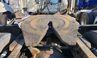 Jost Fifth Wheel for a 2013 Freightliner Cascadia 113