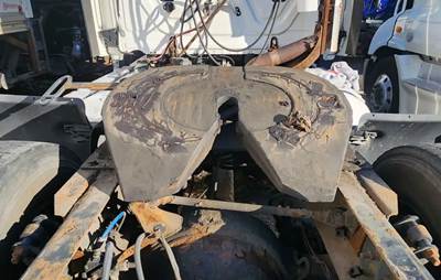 Jost Fifth Wheel for a 2012 Freightliner Cascadia 113