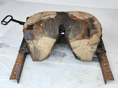 Jost Fifth Wheel for a 2013 Mack CXU612