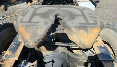 STATIONARY Fontaine Fifth Wheel for a 2007 Freightliner M2 106