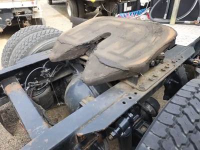 STATIONARY Fontaine Fifth Wheel for a 2014 Freightliner Cascadia 125