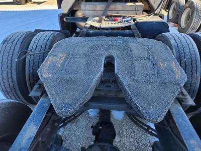 STATIONARY Fontaine Fifth Wheel for a 2023 Kenworth T680