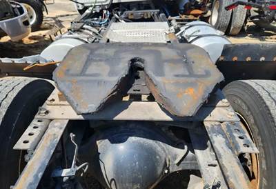STATIONARY Fontaine Fifth Wheel for a 2020 International RH613