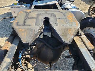 STATIONARY Fontaine Fifth Wheel for a 2018 Freightliner M2 112 Medium Duty