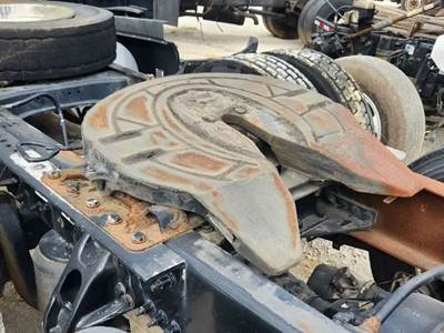 STATIONARY HOLLAND Fifth Wheel for a 2019 Kenworth T680