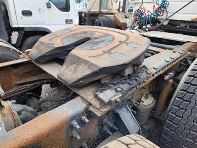 Simplex SIMPLEX Fifth Wheel for a 2005 Volvo VNL