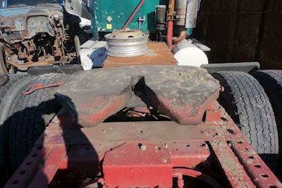 (Used) 2006 International 9200I-FIFTH Wheel. P/N N/A Model: Fixed Non Air, 27" X