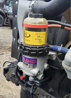 Cummins ISB Fuel / Water Separator for a 2014 Freightliner M2 106