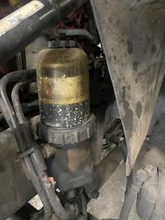Cummins ISX Fuel / Water Separator for a 2016 International PROSTAR