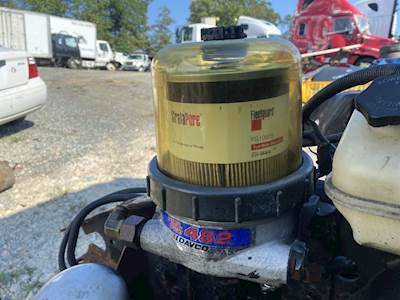 Detroit DD13 Fuel / Water Separator for a 2013 Freightliner Cascadia 125