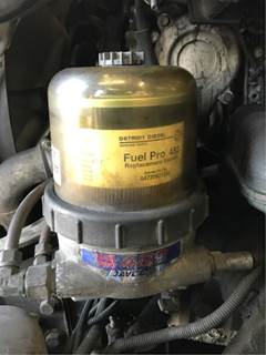 Detroit DD13 Fuel / Water Separator for a 2013 Freightliner Cascadia 132