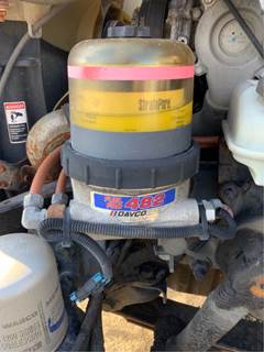 Detroit DD15 Fuel / Water Separator for a 2015 Freightliner Cascadia 125