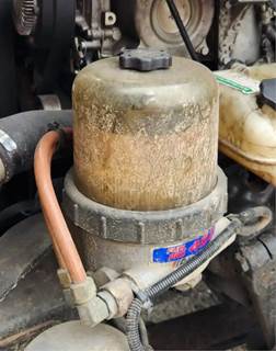 Detroit DD15 Fuel / Water Separator for a 2015 Freightliner Cascadia 125