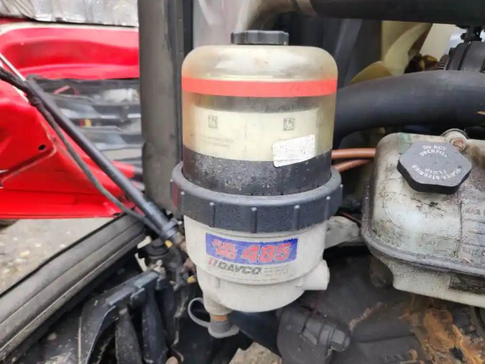 Detroit DD15 Filter / Water Separator for a 2018 Freightliner Cascadia