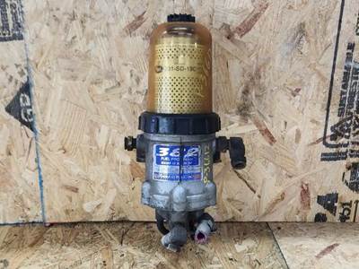 Mack E7 Fuel / Water Separator for a 2005 Mack CXN613