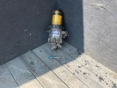 Mack E7 Fuel / Water Separator for a 2005 Mack CXN613