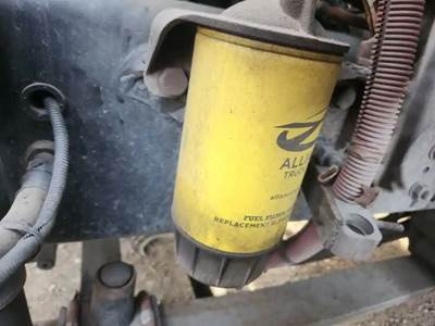 Mercedes-Benz MBE 926 Fuel / Water Separator for a 2006 Freightliner M2 106