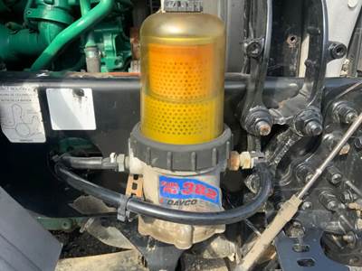 Volvo D13 Fuel / Water Separator for a 2013 Volvo VNL