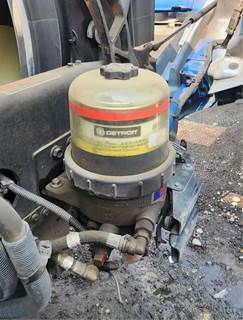 Volvo D13 Fuel / Water Separator for a 2021 Volvo VNL
