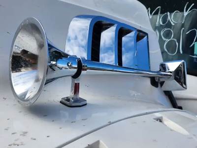 Mack Granite GU813 Frame Horn for a 2008 Mack GU813