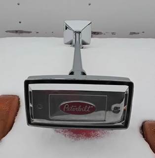 Peterbilt 348 Frame Horn