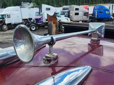 Peterbilt 367 Frame Horn