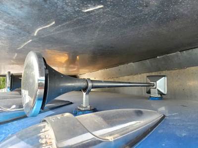Peterbilt 389 Frame Horn