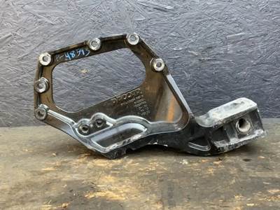 Peterbilt 579 Frame Horn