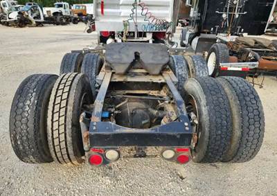 Dana-Spicer DSP40/RSP40 Tandem Cutoff for a 2004 Peterbilt 385