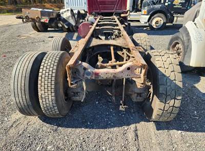 Mack CRD92-93 Tandem Cutoff for a 2007 Mack CV713 Granite