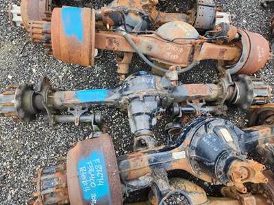 Meritor-Rockwell MT40-14X Cutoff for a 2015 Freightliner Cascadia 125