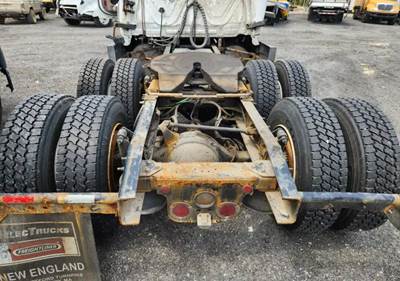 Meritor-Rockwell MT40-14X Tandem Cutoff for a 2018 Freightliner Cascadia 125