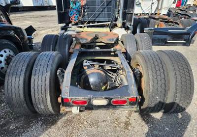 Meritor-Rockwell MT40-14X Tandem Cutoff for a 2012 Volvo VNL